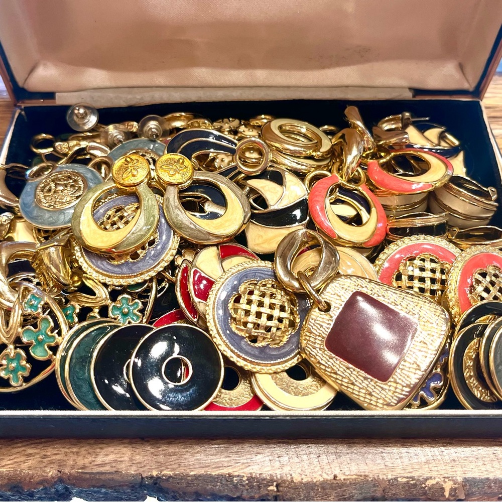 Vintage Weekender Clip and Post Interchangeable Earring Set